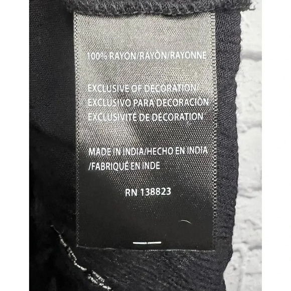 SHYANNE WOMEN'S SOUTHWESTERN EMBROIDERED V-NECK CAMI SIZE S. - Picture 9 of 10